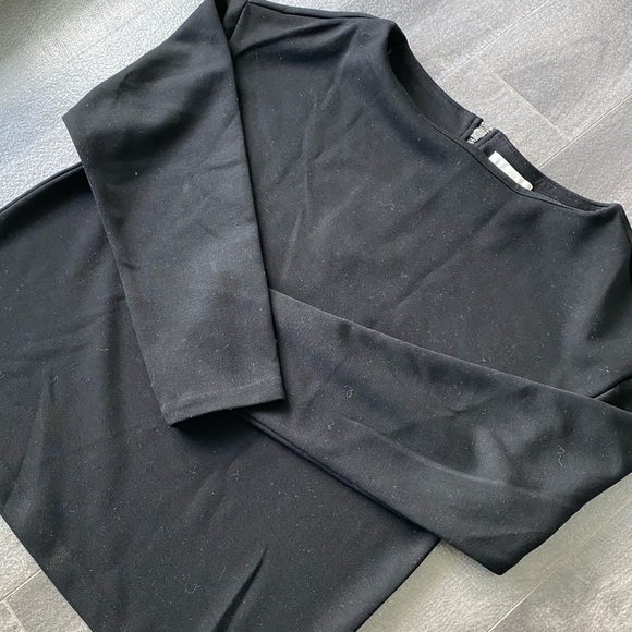Women’s H&M open neck black sweater - Picture 6 of 8